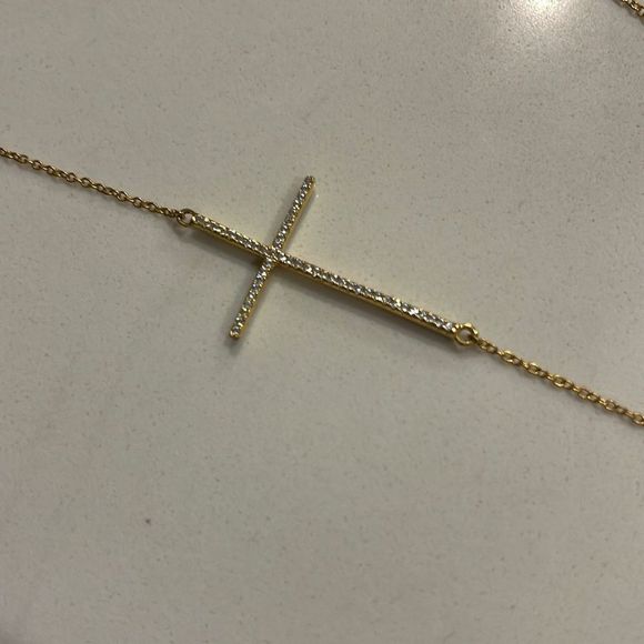 LaFonn sideways rhinestone cross stamped 925 with gold vermeil adjustable length - Picture 4 of 12